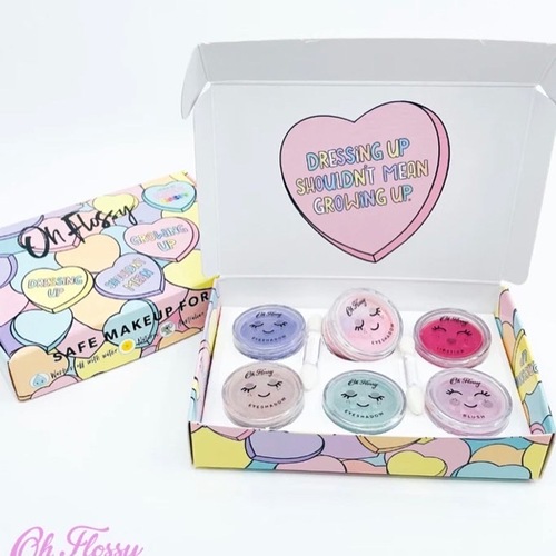 OH FLOSSY CANDY HEART MAKEUP SET